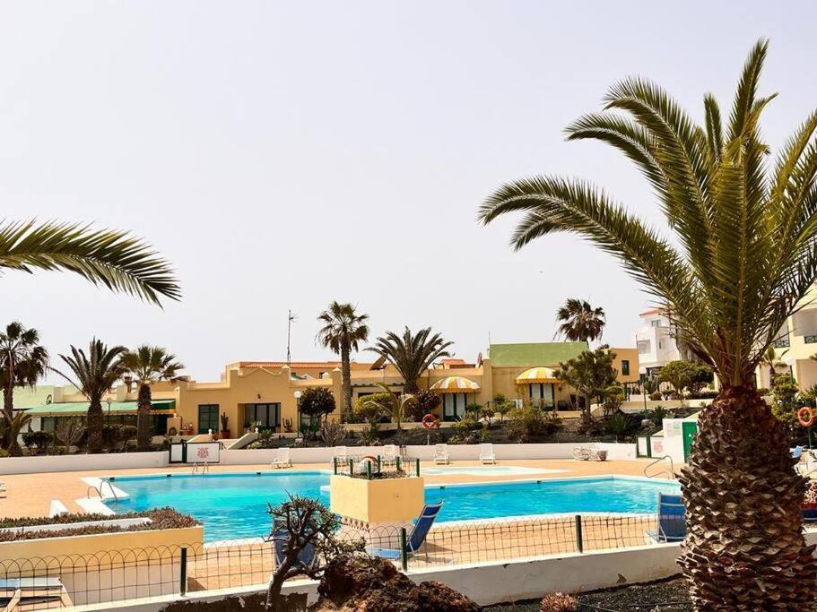 Puskas Apartman Costa De Antigua Exteriér fotografie