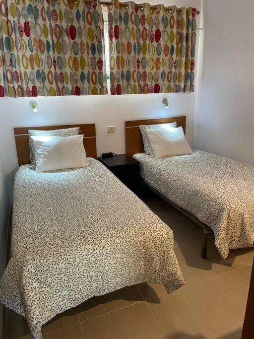 Puskas Apartman Costa De Antigua Exteriér fotografie