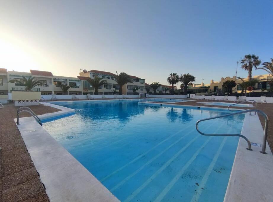 Puskas Apartman Costa De Antigua Exteriér fotografie